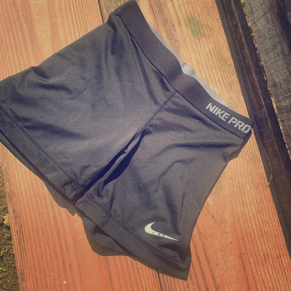 Nike boy short